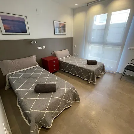 Primera Linea Playa Patacona, Apartamento *